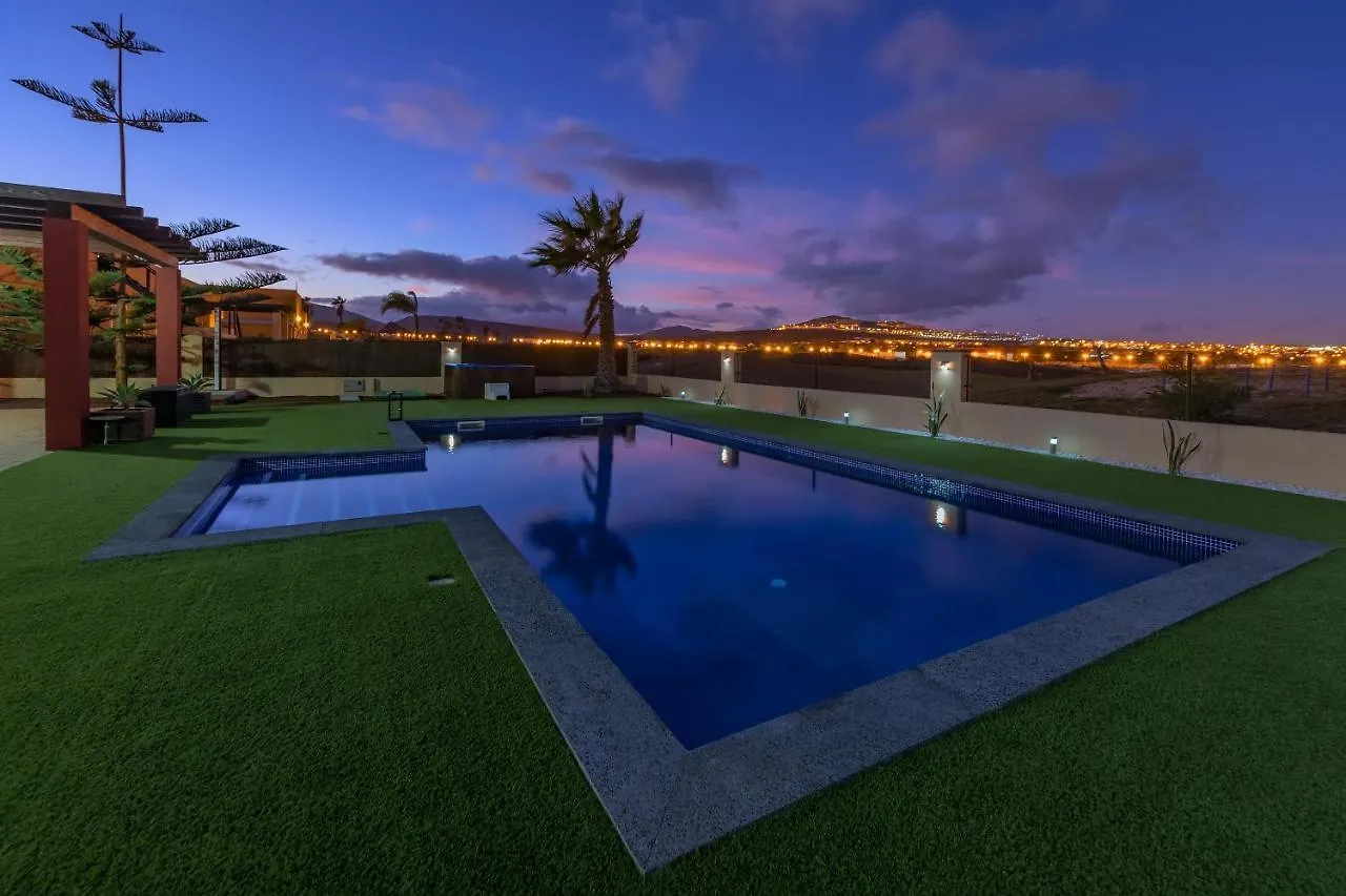 Villa Nelly Costa De Antigua